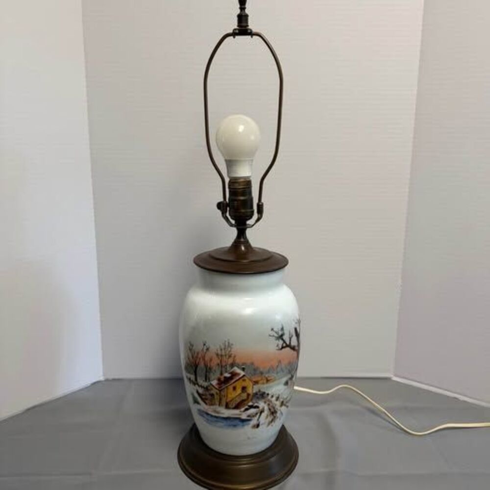 Vintage cabin lamp